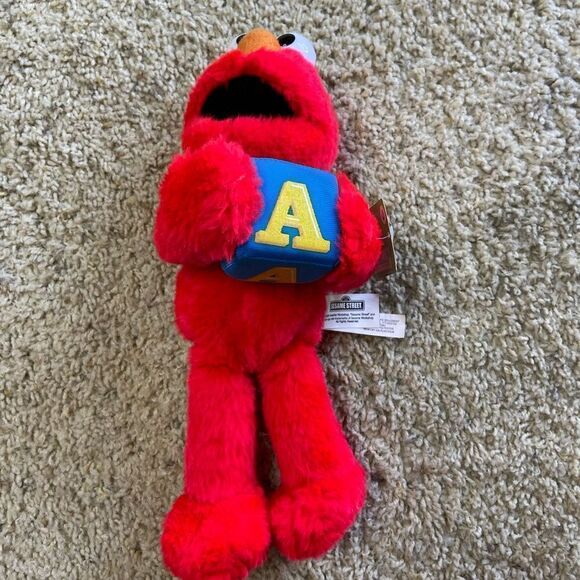 NWT VTG Sesame Street 11” Elmo Doll Cube Nanco Staffed Animal - Picture 2 of 6